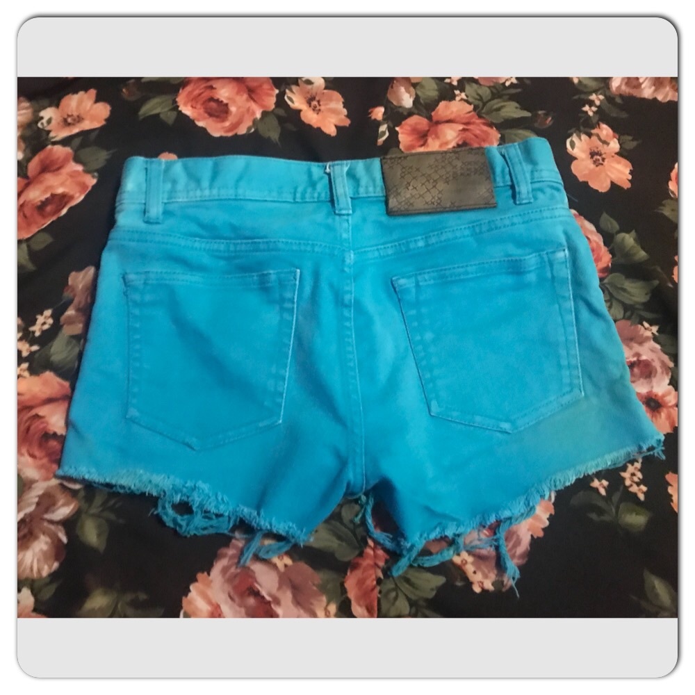 H&M jean shorts